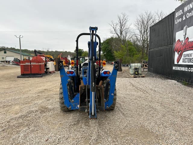 Image of New Holland Boomer 37 equipment image 2