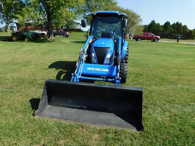 Image of New Holland Boomer 37 equipment image 4