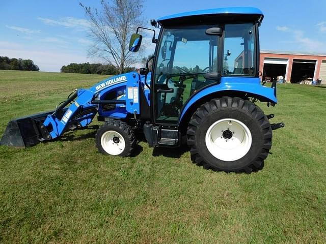 Image of New Holland Boomer 37 equipment image 1