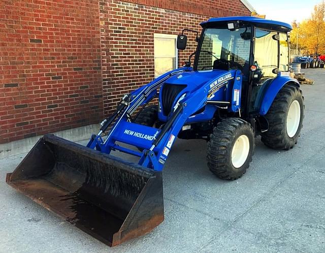 Image of New Holland Boomer 47 equipment image 2