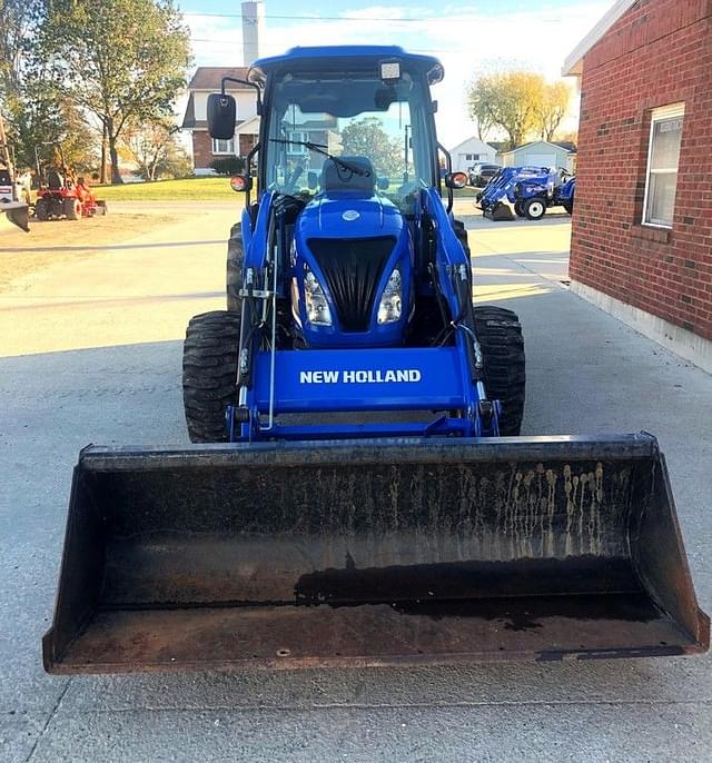 Image of New Holland Boomer 47 equipment image 3