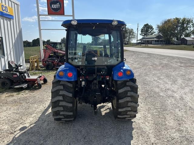 Image of New Holland Boomer 47 equipment image 1