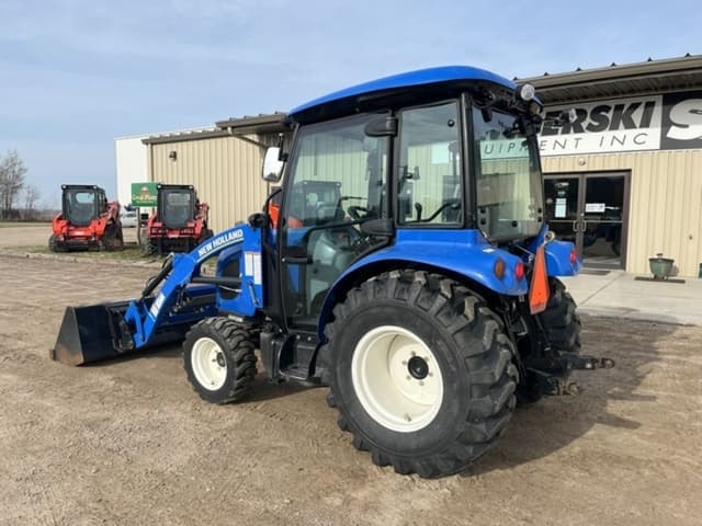 Image of New Holland Boomer 37 equipment image 2