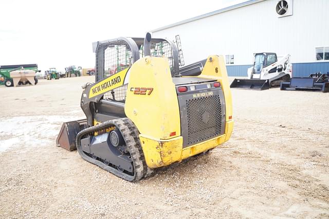 Image of New Holland C227 equipment image 3