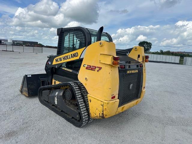 Image of New Holland C227 equipment image 2