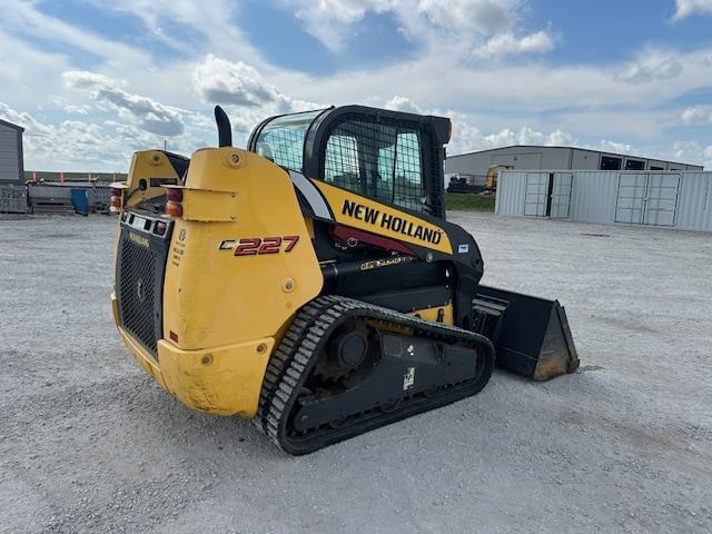 Image of New Holland C227 equipment image 4