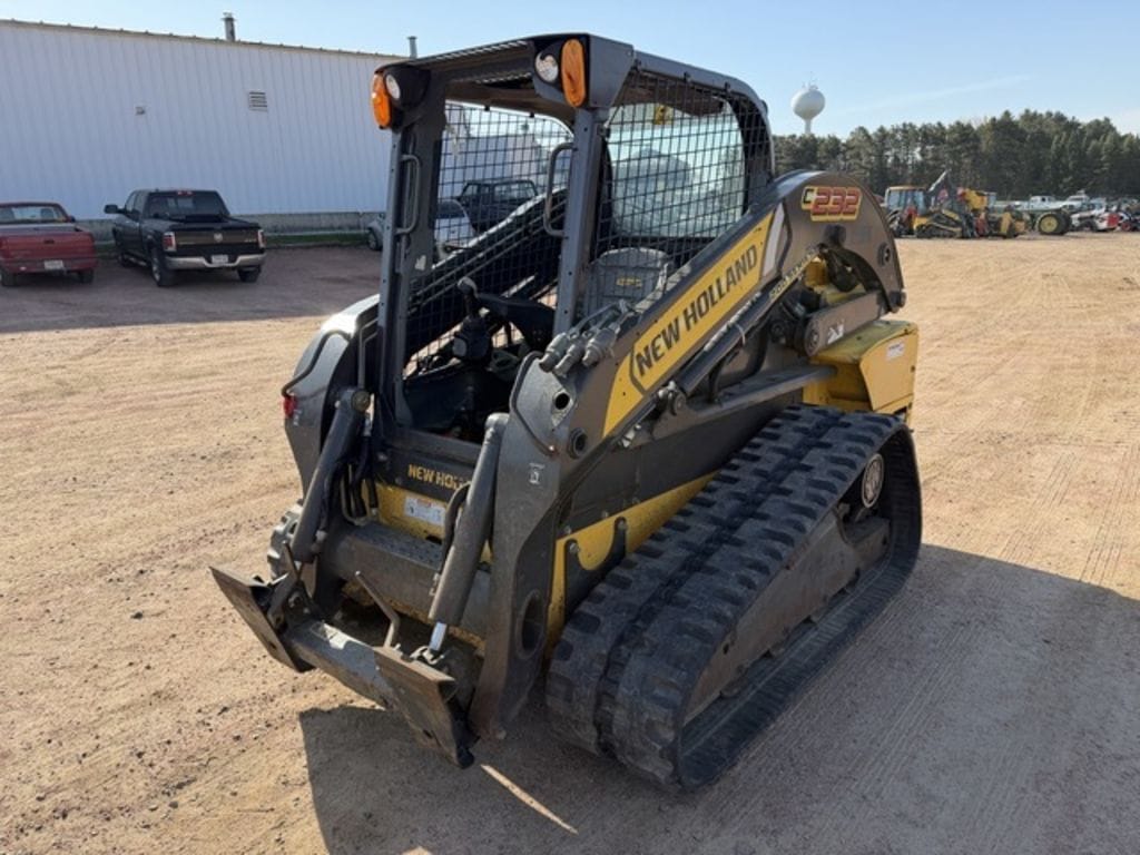 2015 New Holland C232 Equipment Image0