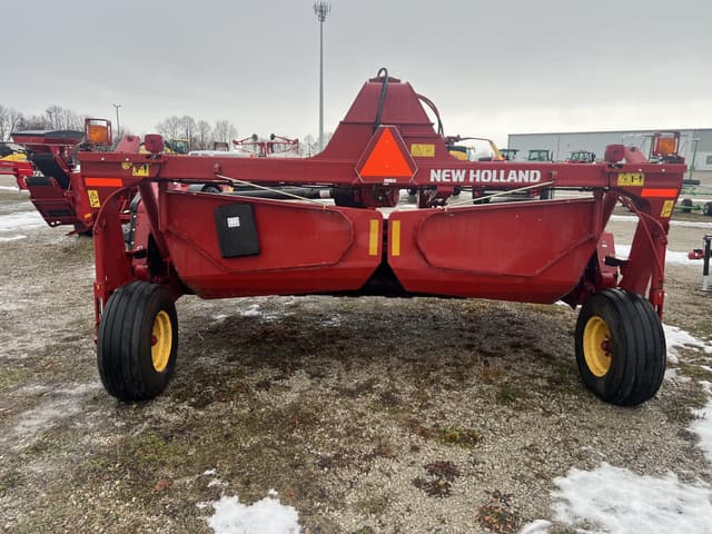 Image of New Holland 313 equipment image 4