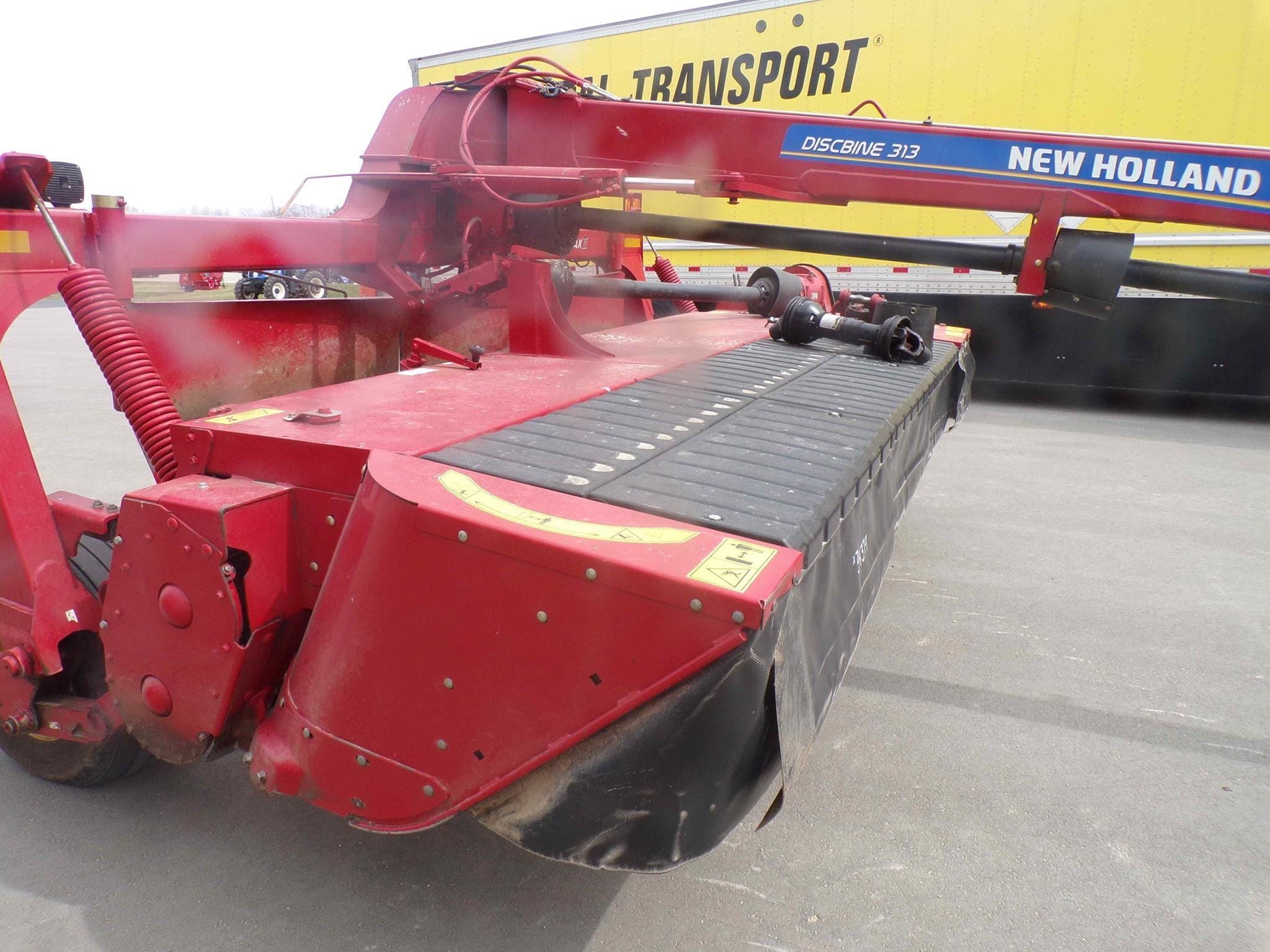 2015 New Holland 313 Equipment Image0