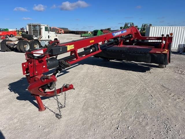 2015 New Holland 313 Equipment Image0