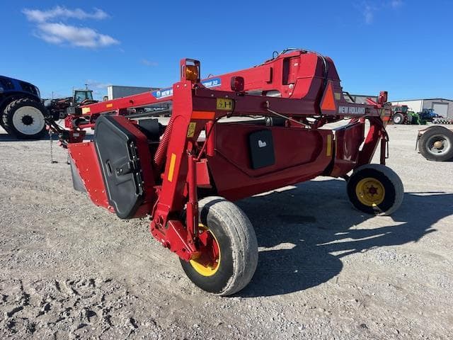 Image of New Holland 313 equipment image 4