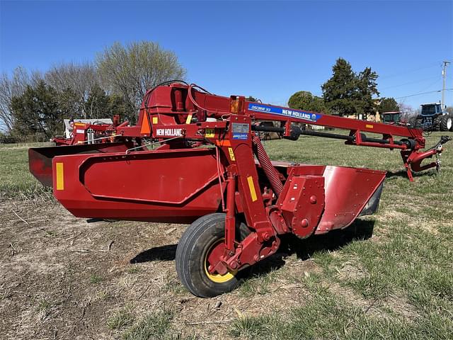 Image of New Holland 313 equipment image 3