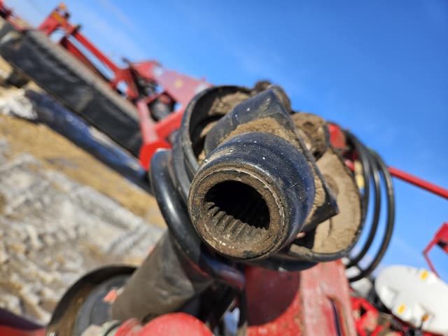 Image of New Holland 313 equipment image 2