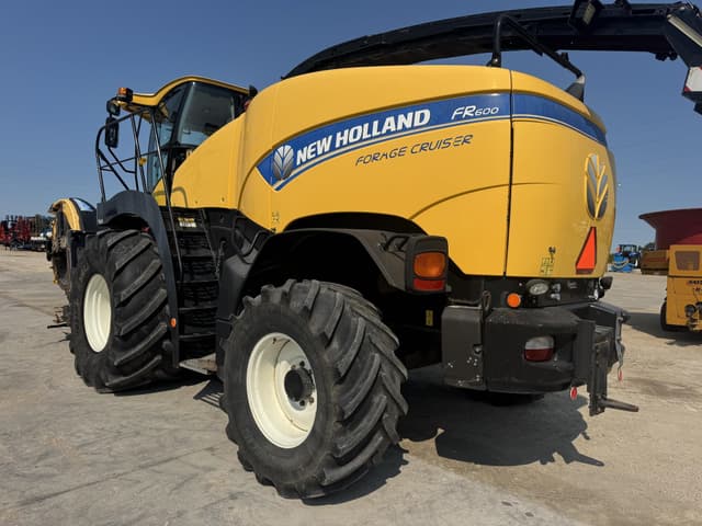Image of New Holland FR600 equipment image 2