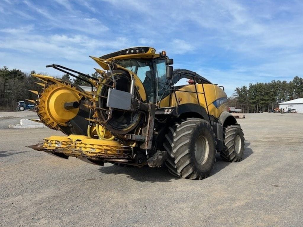 Main image New Holland FR650