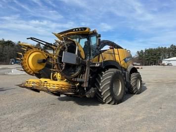 Main image New Holland FR650