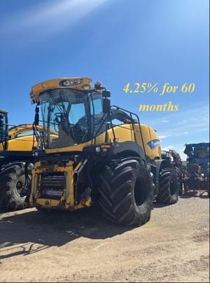 2015 New Holland FR850 Image