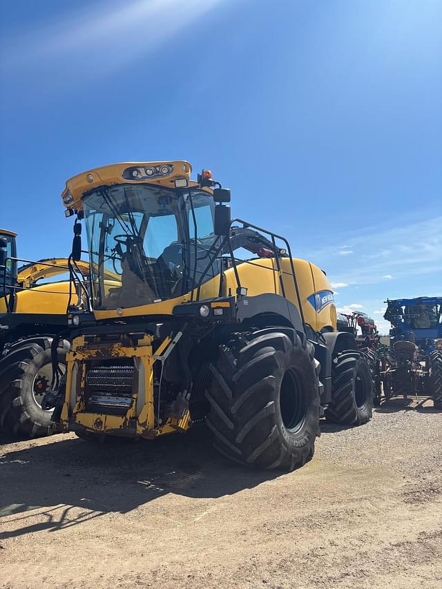 Image of New Holland FR850 equipment image 1