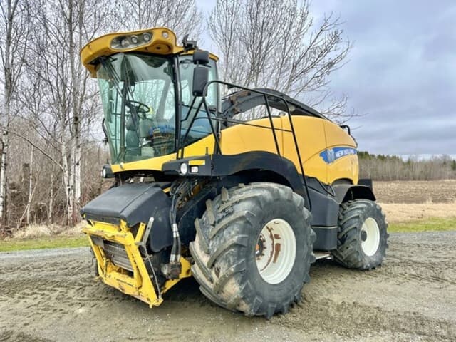 Image of New Holland FR850 equipment image 1