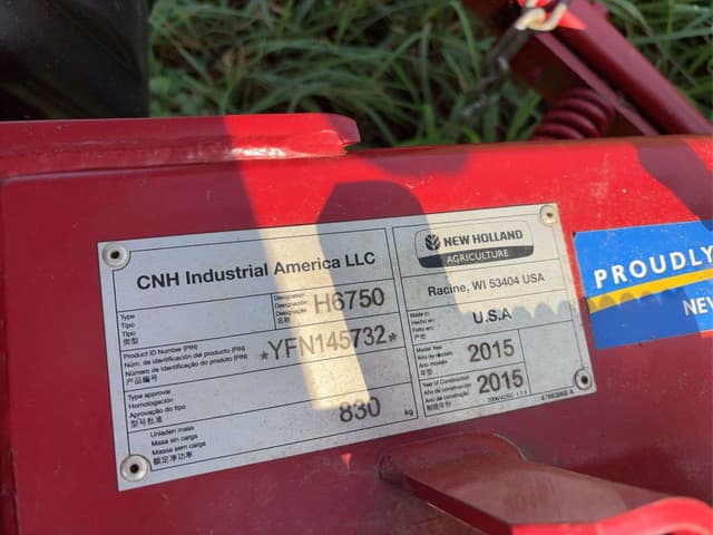 Image of New Holland H6750 equipment image 3
