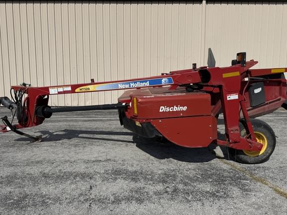 Image of New Holland H7320 equipment image 1