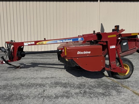 Image of New Holland H7320 equipment image 1