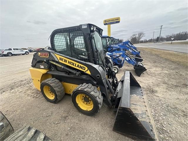 Image of New Holland L218 equipment image 1