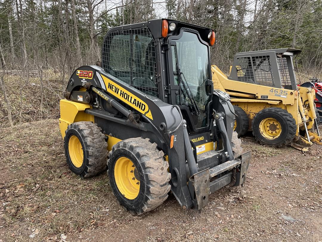Image of New Holland L220 Primary image