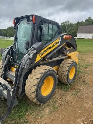 Image of New Holland L228 equipment image 1
