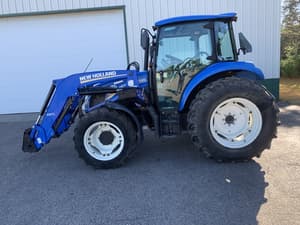 2015 New Holland T4.75 Image
