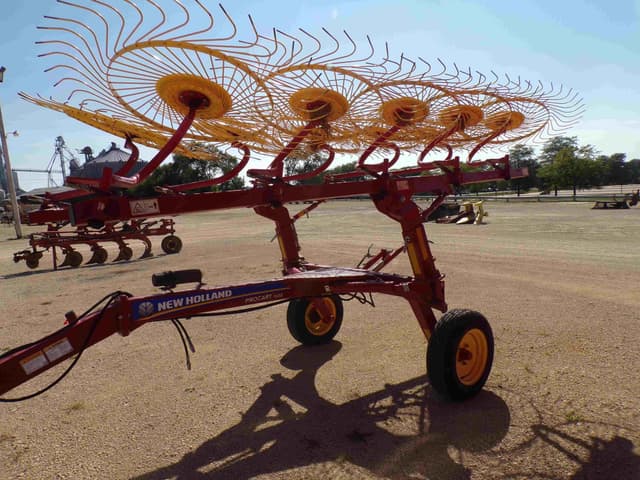 Image of New Holland ProCart 1022 equipment image 3