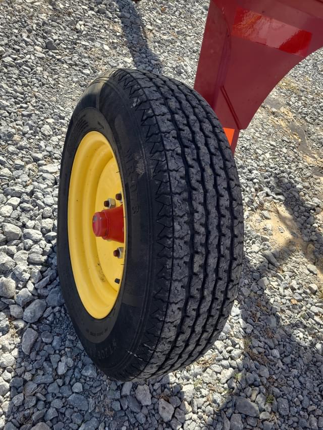 Image of New Holland ProCart 1022 equipment image 4