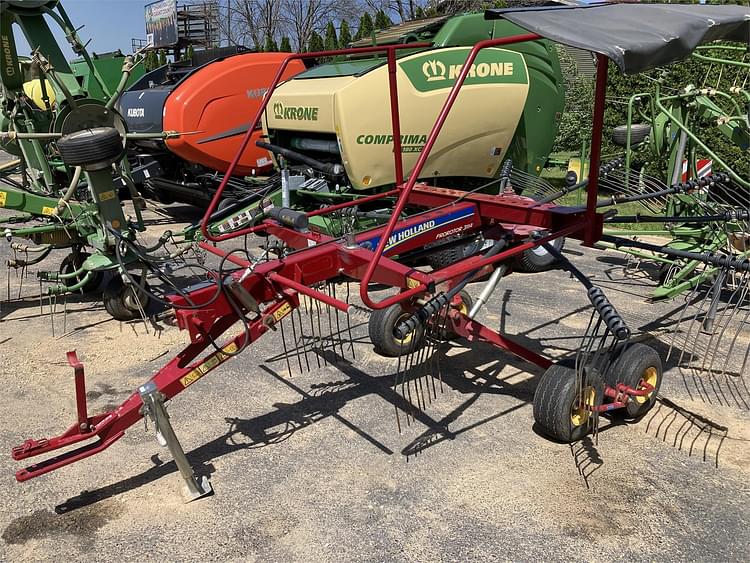 2015 New Holland ProRotor 3114 Equipment Image0