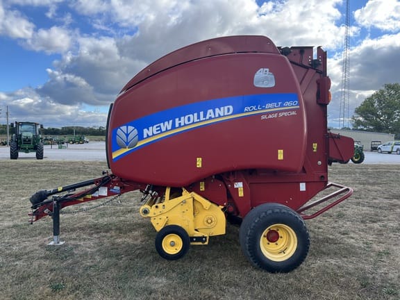 2015 New Holland RB460 Silage Special Equipment Image0