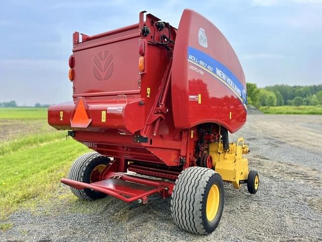 Image of New Holland RB450 equipment image 4