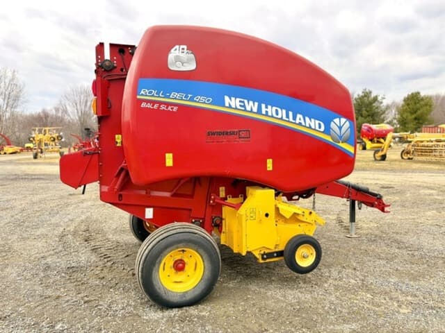 Image of New Holland RB450 equipment image 3