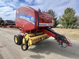 2015 New Holland RB450 Equipment Image0