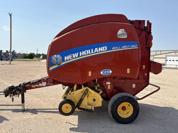 2015 New Holland RB460 Equipment Image0