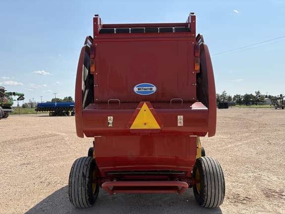 Image of New Holland RB460 equipment image 3