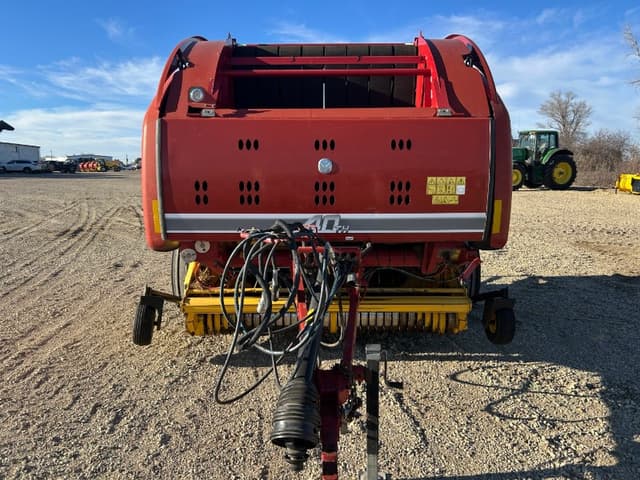 Image of New Holland RB560 equipment image 1