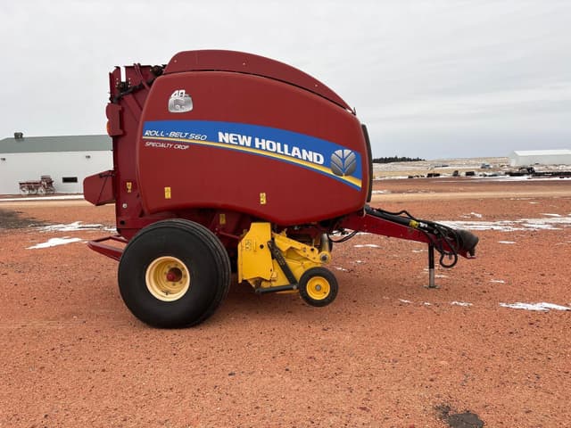 Image of New Holland RB560 equipment image 3