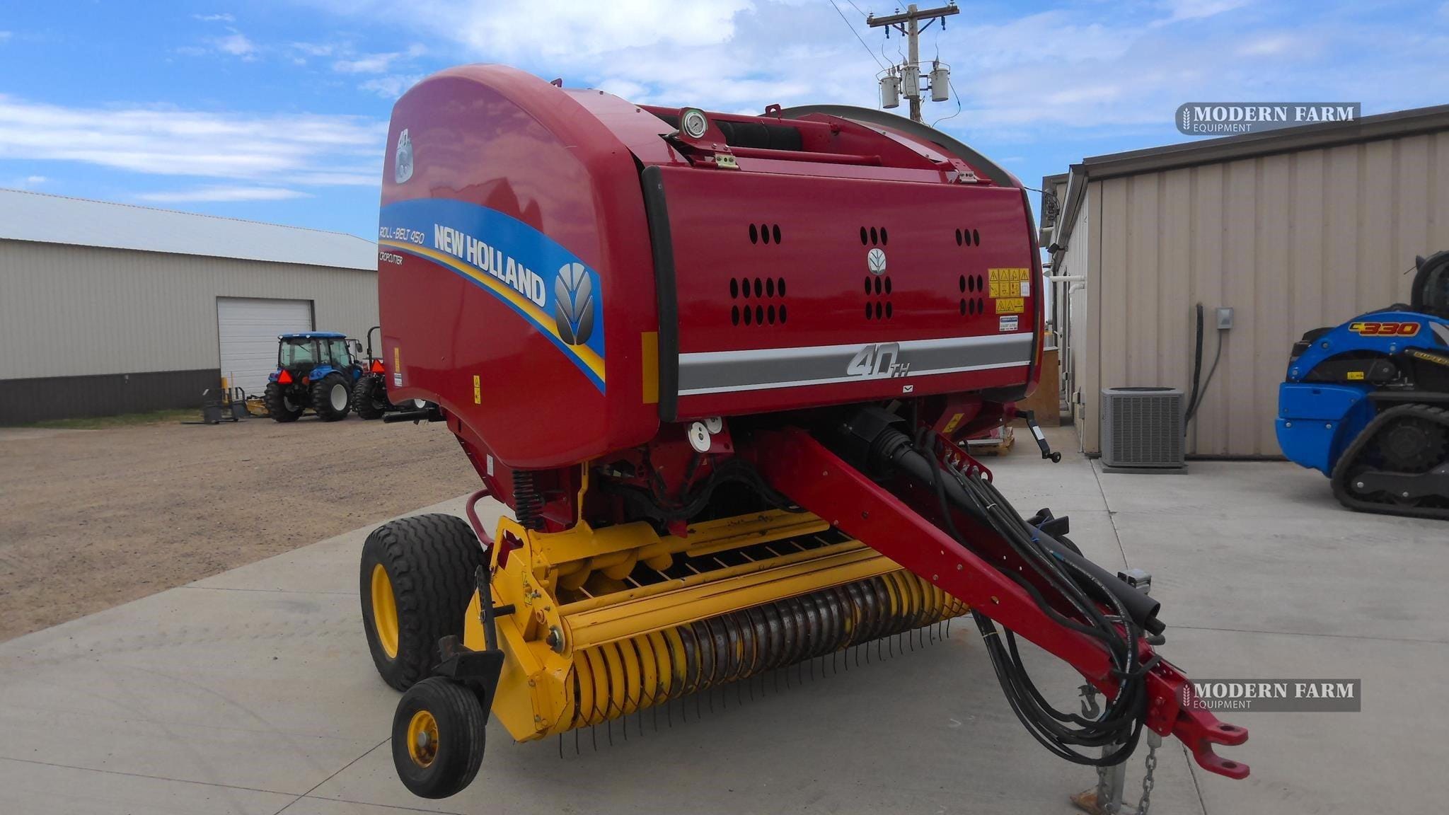 2015 New Holland RB450 Equipment Image0