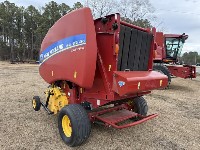 Image of New Holland RB450 equipment image 3