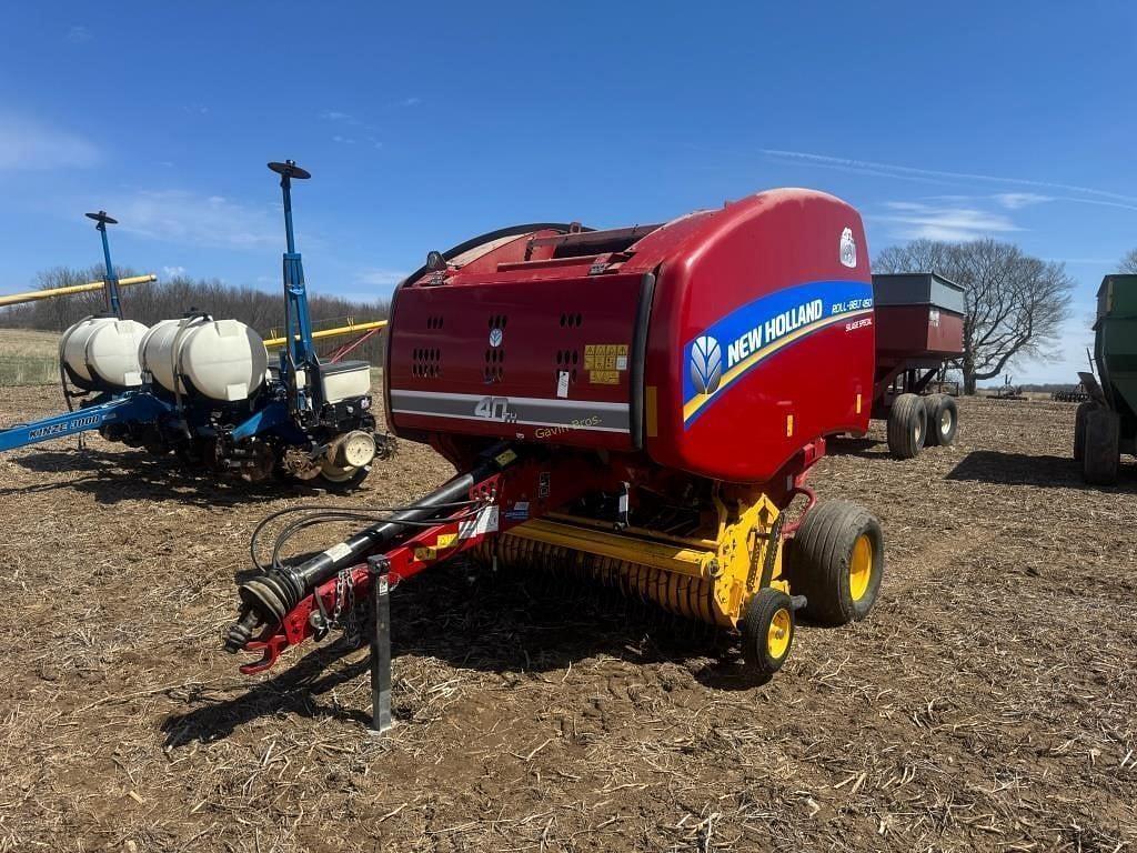 Image of New Holland RB450 Primary image