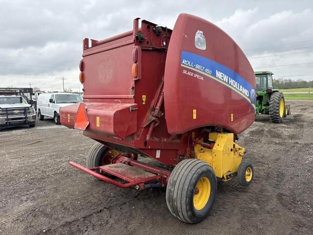Image of New Holland RB450 equipment image 2