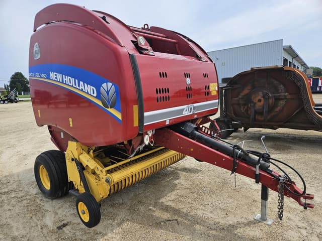 Image of New Holland RB460 equipment image 4