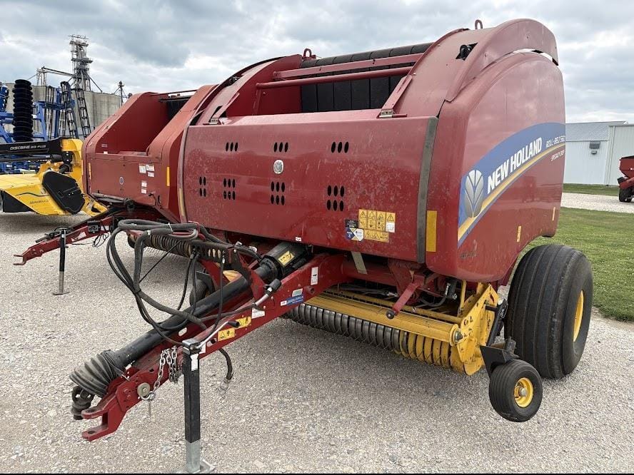 Main image New Holland RB560 Specialty Crop