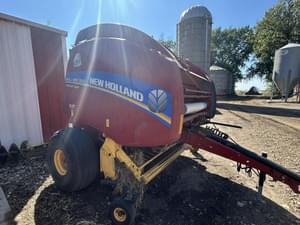 2015 New Holland RB560 Specialty Crop Image