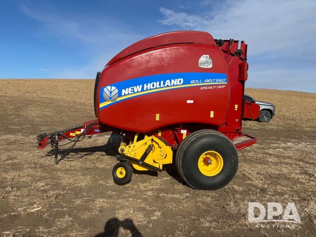 Image of New Holland RB560 Specialty Crop equipment image 2