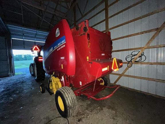 Image of New Holland RB450 Silage Special equipment image 3